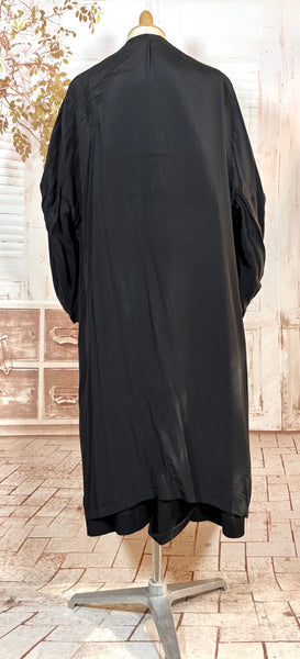 1940s Black Rayon Faille Volup Coat with Bishop Sleeves – Leslie Raymond, London