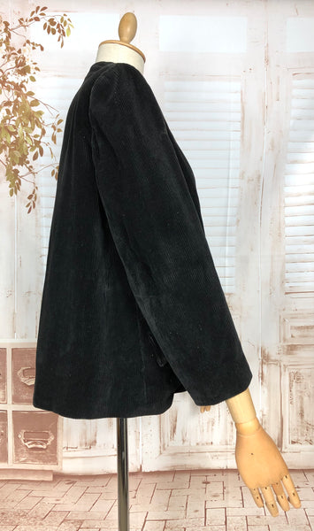 Fabulous Original 1940s Vintage Black Corduroy Swing Coat