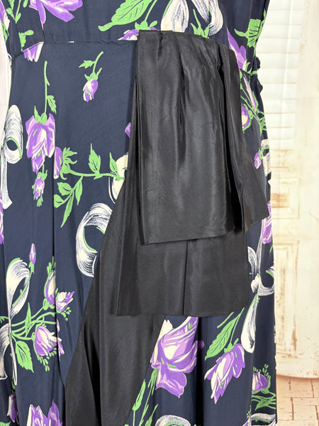 1940s Novelty Bow And Flower Print Dress