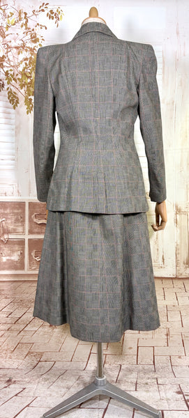 1940s Grey Checked Skirt Suit with Pink Overcheck & Button Detail