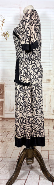 Fabulous 1930s Black And Cream Swirl Pattern Rayon Jersey Dress