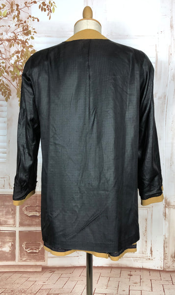 Exquisite Mustard Yellow 1940s Swing Coat