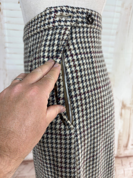 1940s Peck & Peck Houndstooth Scottish Wool Skirt Suit