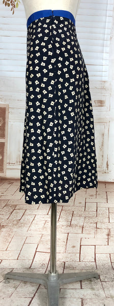 Fabulous 1940s Vintage Rayon Print Summer Suit