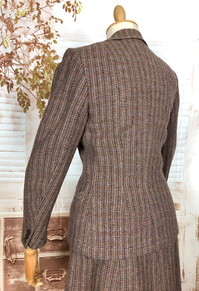 Beautiful 1940s Tweed Suit With V Pockets