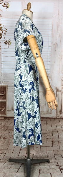 Wonderfully Vibrant Original 1940s Vintage Abstract Novelty Print Blue And White Rayon Dress