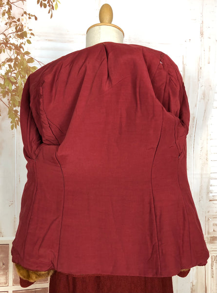 Exceptional Original 1930s Vintage Rust Red Skirt Suit With Fur Trimmed Bishop Sleeves