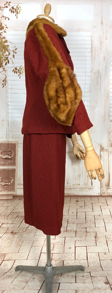 Exceptional Original 1930s Vintage Rust Red Skirt Suit With Fur Trimmed Bishop Sleeves