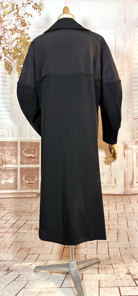 1940s Black Rayon Faille Volup Coat with Bishop Sleeves – Leslie Raymond, London