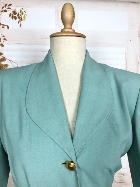 Insane Original 1940s Aqua Turquoise Summer Suit With Beautiful Buttons