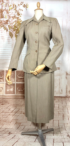 1940s Taupe Pinstripe Wool Skirt Suit – Spearpoint Collar Tailored Jacket
