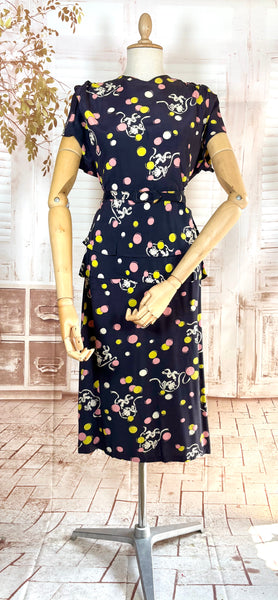 1940s Navy Cold Rayon Novelty Print Dress – Dancing Figures & Abstract Dot Print