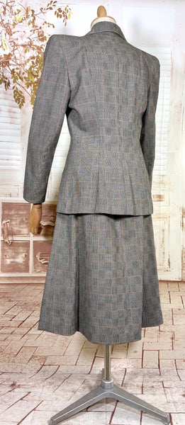 1940s Grey Checked Skirt Suit with Pink Overcheck & Button Detail