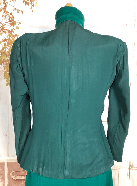 1940s Green Gabardine Suit with Scalloped Collar & Triple Button Details – Unlabelled Lilli Ann