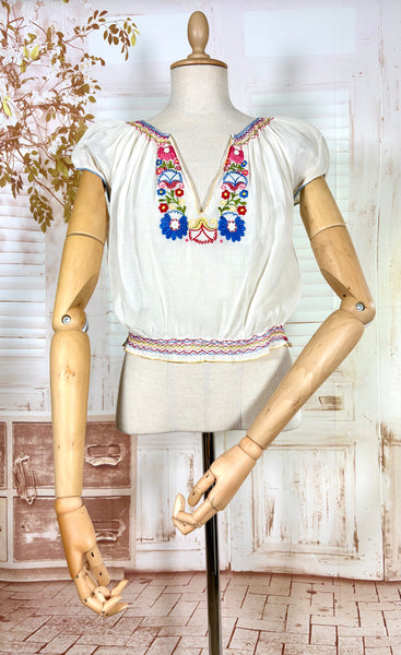 Rare 1930s Hungarian Embroidered Peasant Blouse – Hand Stitched Floral Cotton Top