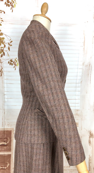 Beautiful 1940s Tweed Suit With V Pockets