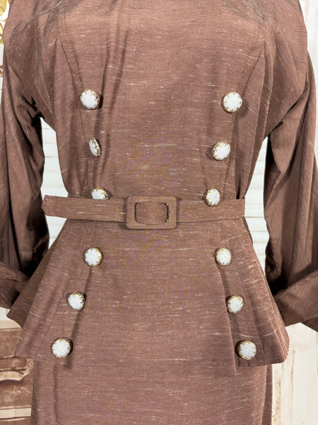 Lightweight 1940s Chocolate Brown Skirt Suit With Contrast Collar