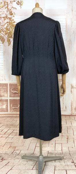 Elegant 1930s Lightweight Crepe Coat With Balloon Sleeves