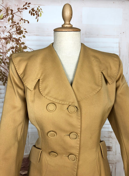 Incredible Mustard Yellow Original 1940s Vintage Double Breasted Skirt Suit