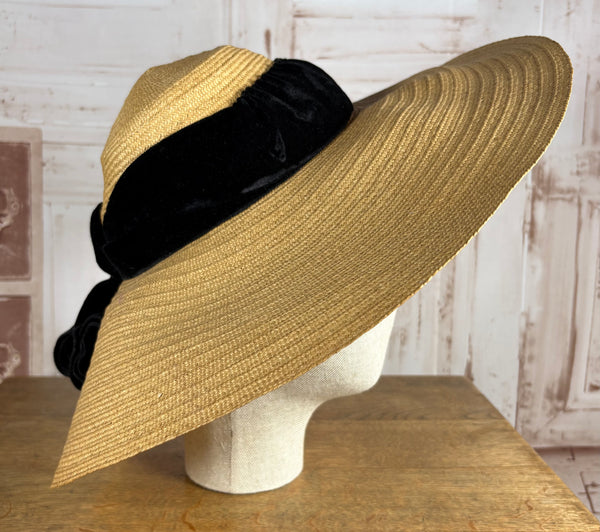 Huge Late 1930s / Early 1940s Straw Sun Hat