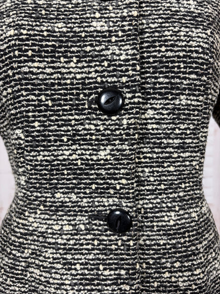 Late 1940s Black & Cream Bouclé Tweed Sports Blazer – Velvet Collar – Jancourt Petite Sports