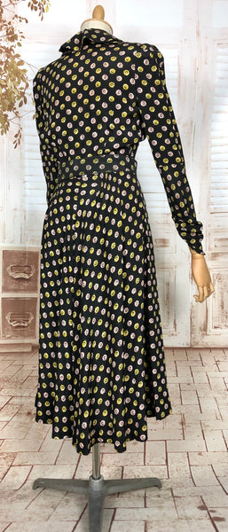 Wonderful Original 1940s Vintage Black And Mustard Yellow Novelty Print Dress