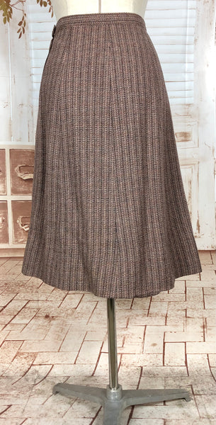 Beautiful 1940s Tweed Suit With V Pockets