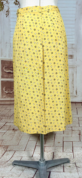 Beautiful Yellow Rayon Faille 1940s Summer Suit