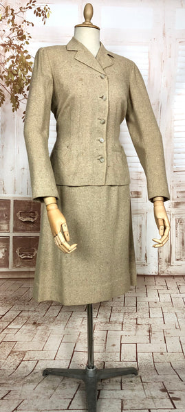 Wonderful Original 1940s Vintage Cream Lightweight Tweed Skirt Suit Tailoring