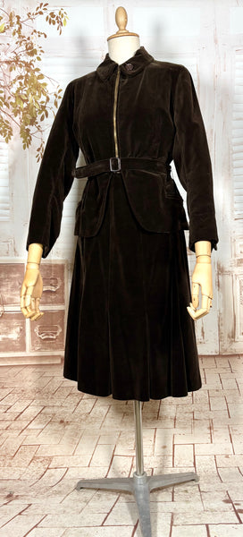 Unusual Chocolate Brown Velvet Late 1930s / Early 1940s Ski Sport Suit With Zip Front