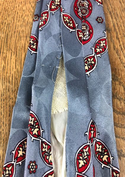 Striking Silver And Red 1940s Swing Tie By Lipman Wolfe & Co