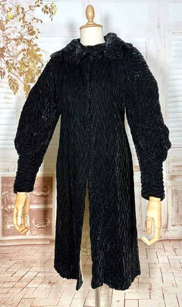 Exceptional 1920s / Early 1930s Black Textured Velvet Coat with Silk Lining and Bishop Sleeves