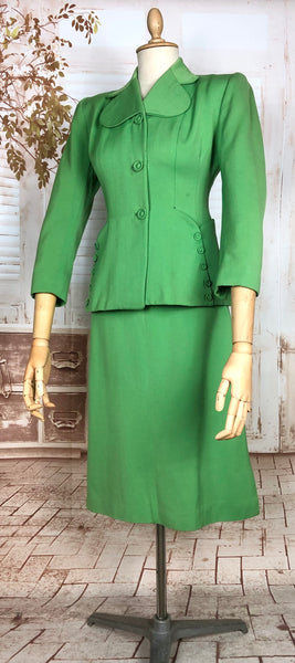 Stunning Apple Green Gabardine 1940s Suit With Button Details