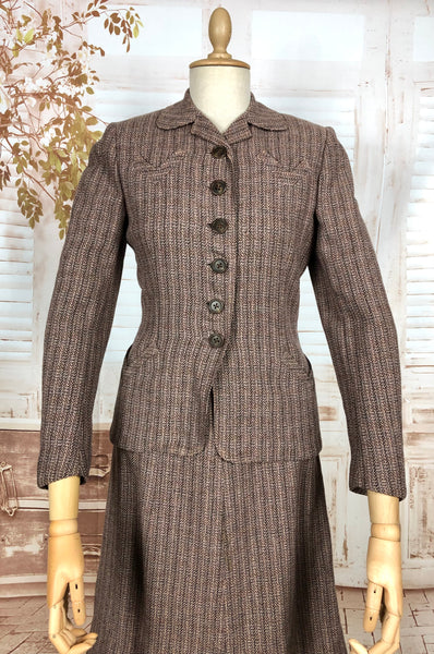 Beautiful 1940s Tweed Suit With V Pockets