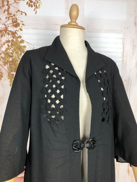 Elegant 1940s Volup Black Crepe Lightweight Coat With Lattice Detailing And Statement Buckle