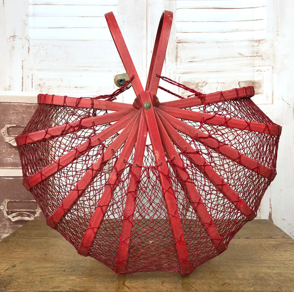 Rare Original 1950s Vintage Red Folding Bamboo And Net Bag