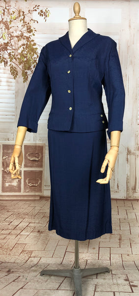 Wonderful Late 1940s / Early 1950s Original Volup Vintage Blue Silk Blend Belt Back Summer Suit