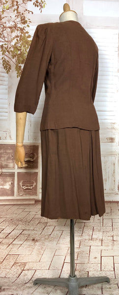 Gorgeous Original Late 1930s Vintage Brown Skirt Suit With Green Embroidery