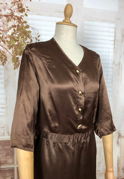 LAYAWAY PAYMENT 1 OF 4 - RESERVED FOR SAIRA - Immaculate Original Late 1920s 20s / Early 1930s 30s Volup Brown Satin Dress