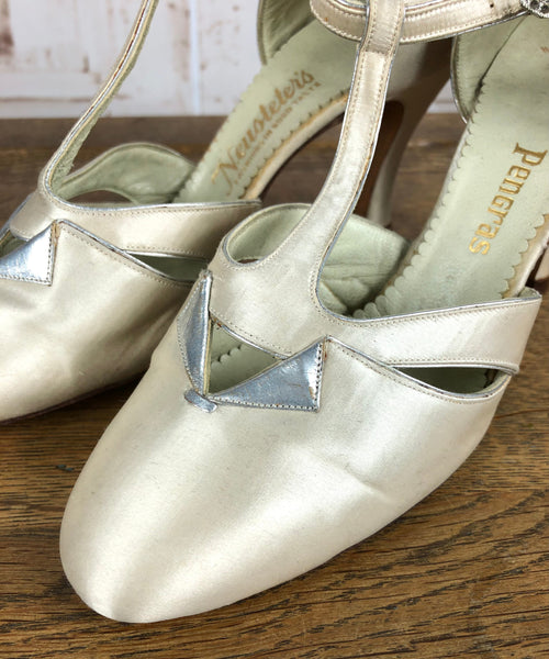 LAYAWAY PAYMENT 3 OF 4 - RESERVED FOR SAIRA - Magnificent Original Late 1920s / Early 1930s Champagne Satin Heeled Mary Jane Evening Shoes