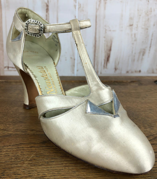 LAYAWAY PAYMENT 3 OF 4 - RESERVED FOR SAIRA - Magnificent Original Late 1920s / Early 1930s Champagne Satin Heeled Mary Jane Evening Shoes