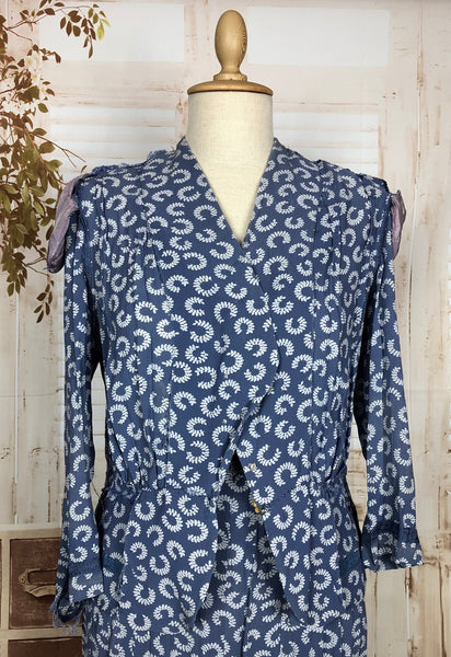 LAYAWAY PAYMENT 1 OF 2 - RESERVED FOR CLEMENTINE - Stunning Original 1940s Vintage CC41 Utility Rayon Novelty Print Skirt Suit