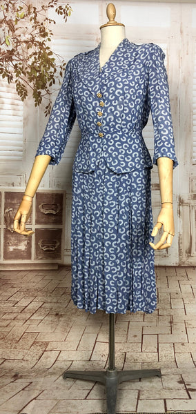 LAYAWAY PAYMENT 1 OF 2 - RESERVED FOR CLEMENTINE - Stunning Original 1940s Vintage CC41 Utility Rayon Novelty Print Skirt Suit