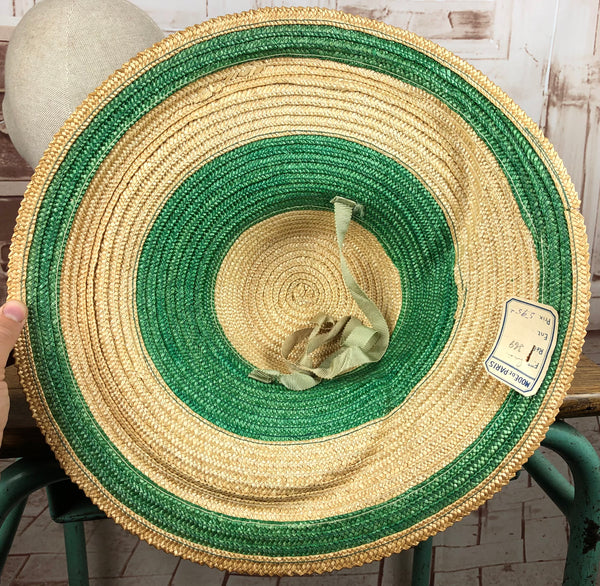 Exquisite Original 1940s Vintage Huge Green Straw Deadstock Sun Hat