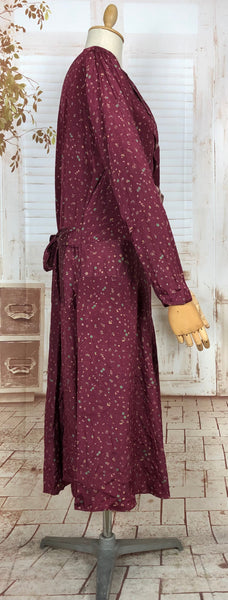 Wonderful Original 1930s Volup Volup Vintage Burgundy Floral Rayon Afternoon Day Dress