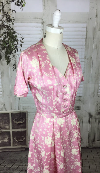 Original 1940s 40s Vintage Pink And Ivory Flower Patter Satin Dress