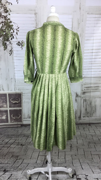 Original Vintage 1950s 50s Green Novelty Print Day Dress