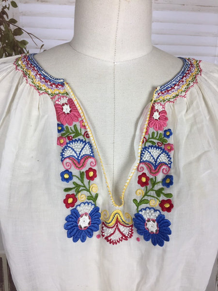 Original 1930s White Vintage Hungarian Peasant Folk Blouse With Flower Embroidery