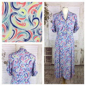 LAYAWAY PAYMENT 1 OF 2 - RESERVED FOR MICHELE - Original 1940s Volup Vintage Crepe Shirt Waister Dress With Swirly Pattern