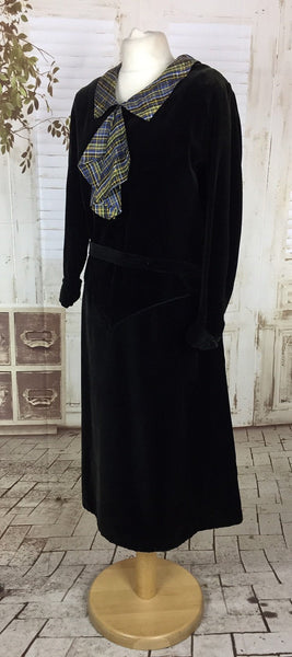 Original 1940s 40s Vintage Dress Black Velvet Taffetta Plaid Bow Necktie